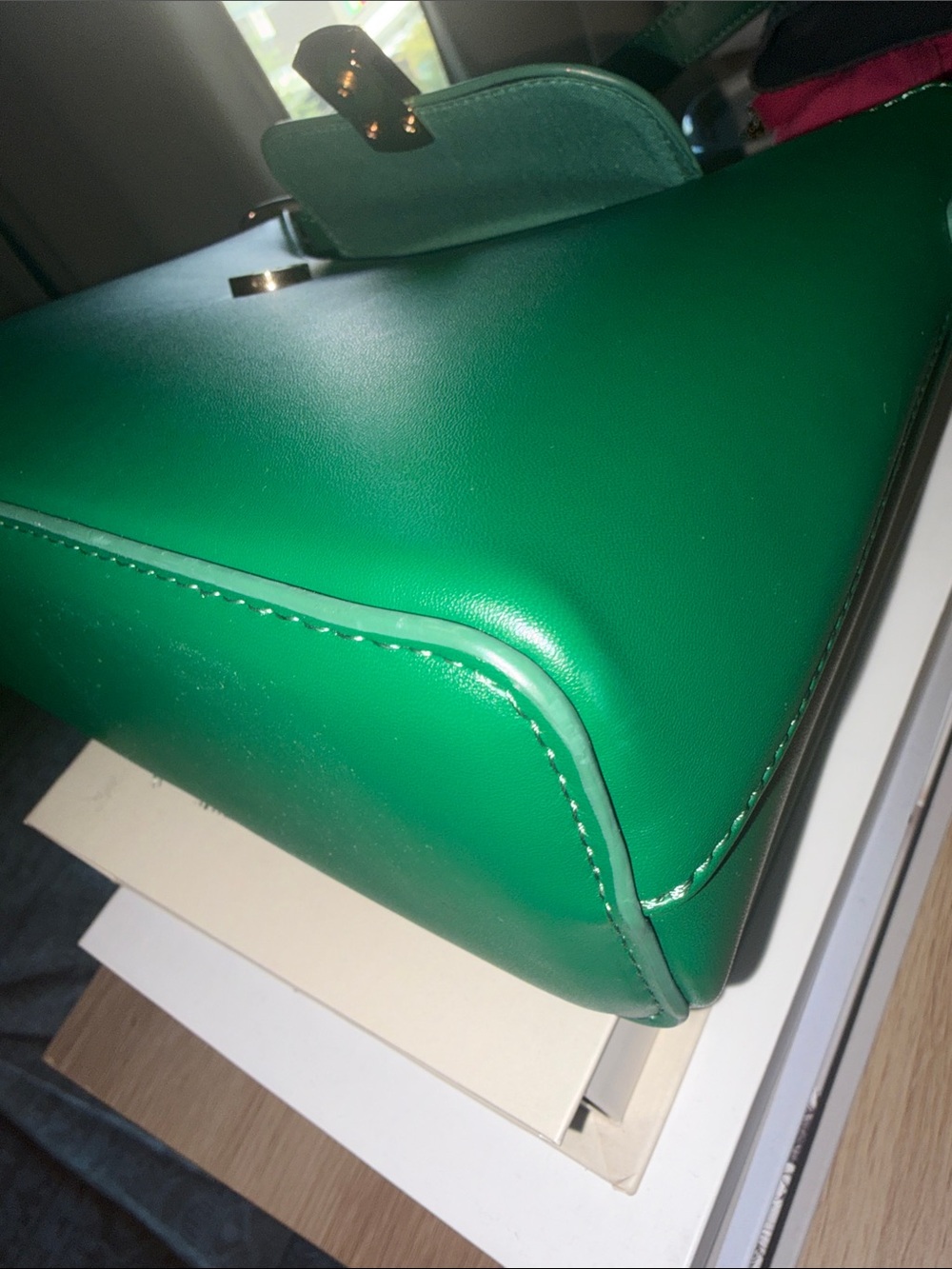 Old Navy Emerald Green Shoulder Bag with Gold Accent - Picture 6 of 7
